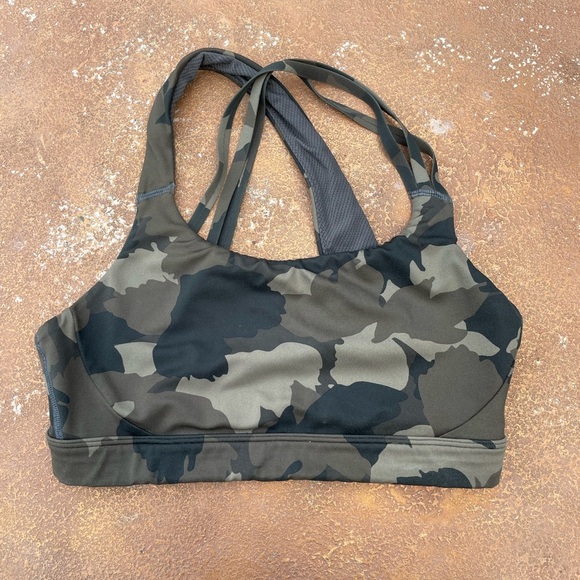 Athleta Other - Athletica camp sports bra size small